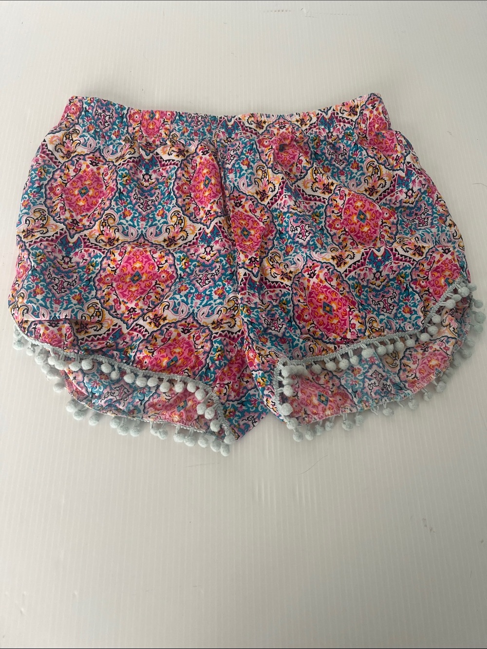Women’s E2 Bohemian Paisley Pom Pom Short Size M